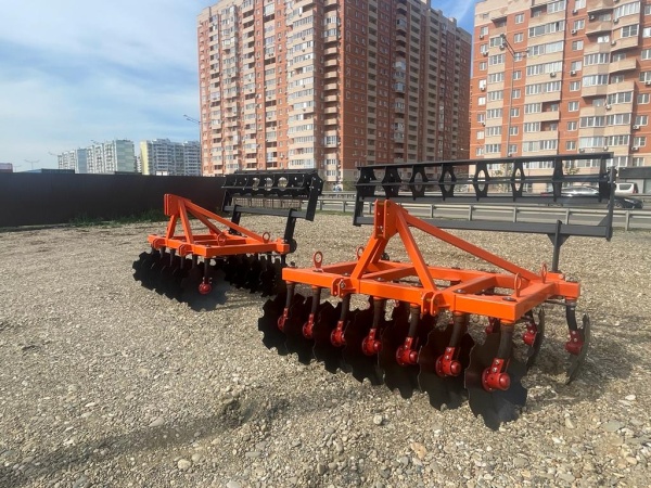 Борона дисковая навесная БДН 2,4х2Н, 14 рабочих органов купить в Махачкале – «БДН-АгроКубань», 2