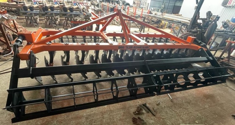 Борона дисковая навесная БДН 4х2Н, 28 рабочих органов купить в Махачкале – «БДН-АгроКубань», 2