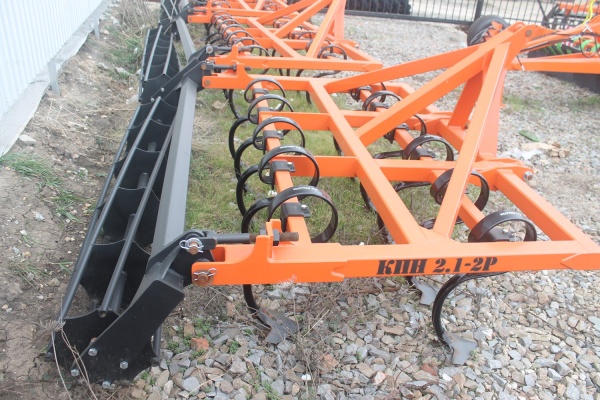 Культиватор универсальный марки КПН 2,1-2Р, 11 рабочих органов купить в Махачкале – «БДН-АгроКубань», 2