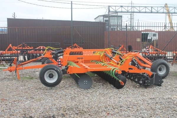 Лущильник мульчировщик дисковый прицепной «АВРОРА» ЛД-5Б, 40 рабочих узлов купить в Махачкале – «БДН-АгроКубань», 2