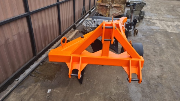 Плуг отвальный ПЛН 3-35 (3 корпуса) купить в Махачкале – «БДН-АгроКубань», 2