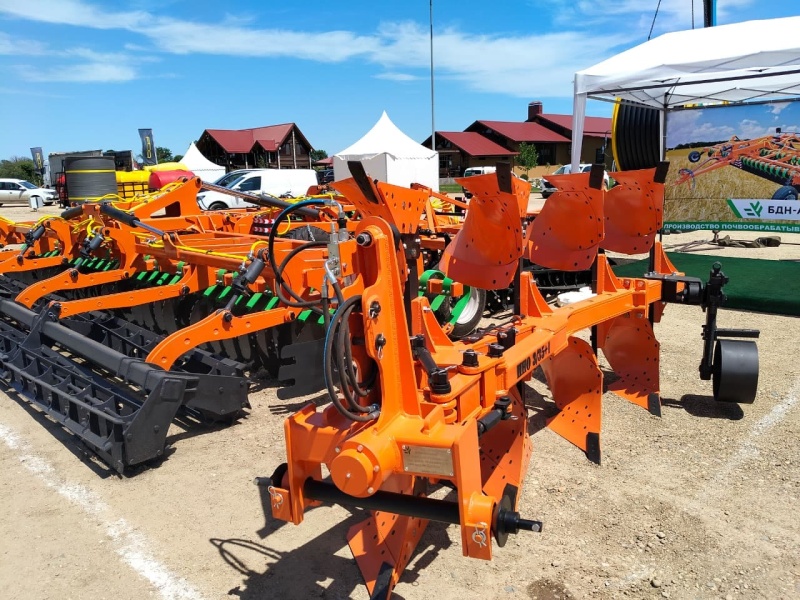 Плуг навесной оборотный 3/35+1 купить в Махачкале – «БДН-АгроКубань», 6