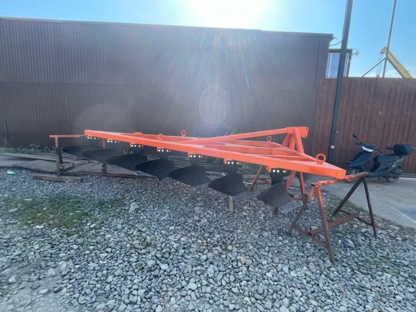 Плуг отвальный ПЛН 7-35 (7 корпусов) купить в Махачкале – «БДН-АгроКубань», 5