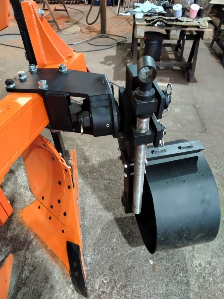 Плуг навесной оборотный 3/35+1 купить в Махачкале – «БДН-АгроКубань», 4